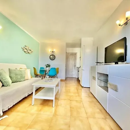 Casa Relu - Urbanizacion Torres Del Castillo Daire